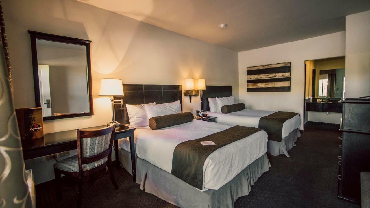 Barrokas Hotel & Suites 피에드라스 네그라스 외부 사진