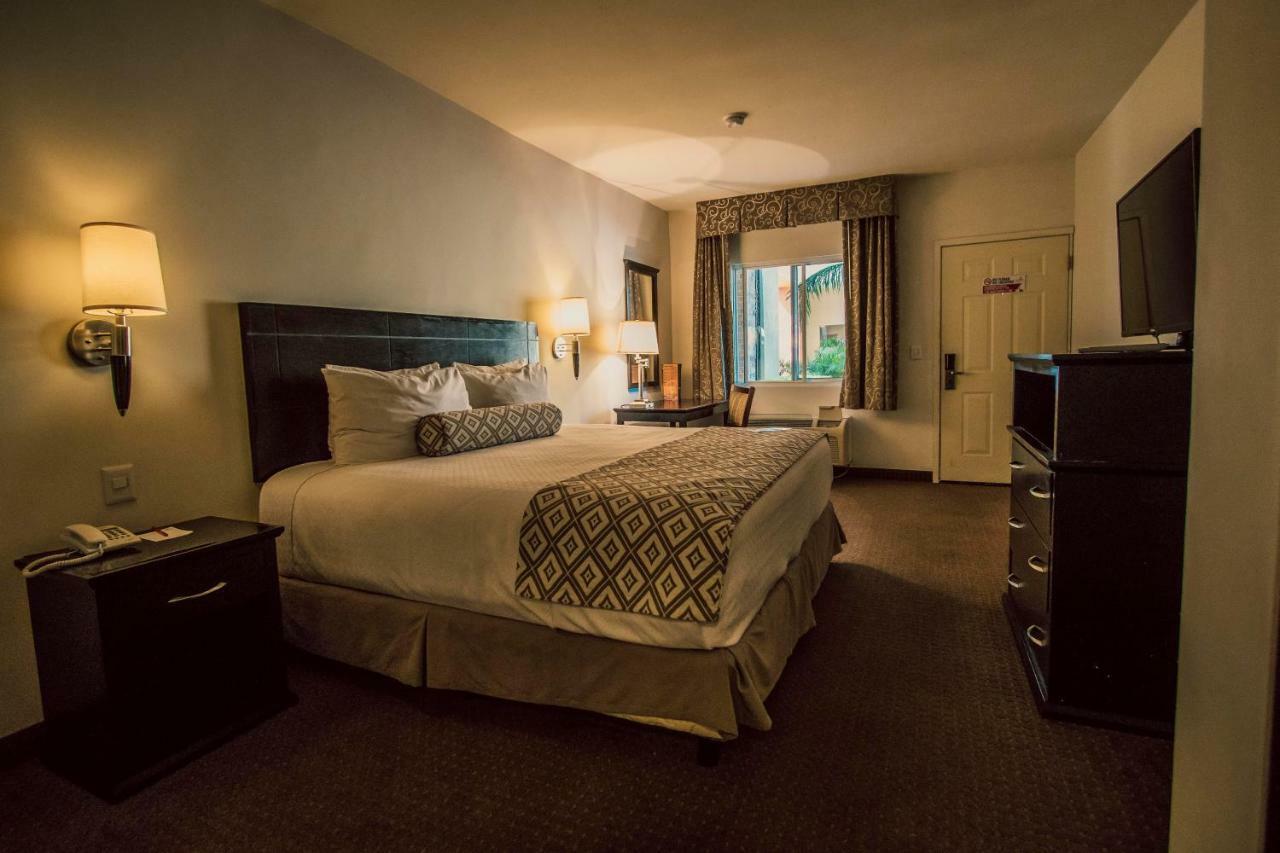 Barrokas Hotel & Suites 피에드라스 네그라스 외부 사진